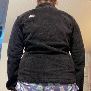 Black North Face Fuzzy Jacket / Size Large